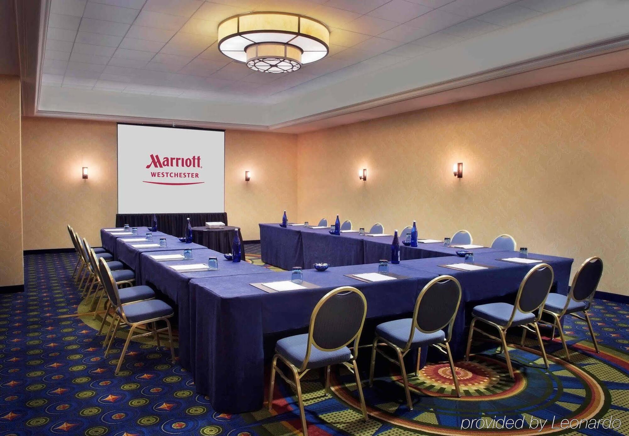 Westchester Marriott Tarrytown Buitenkant foto